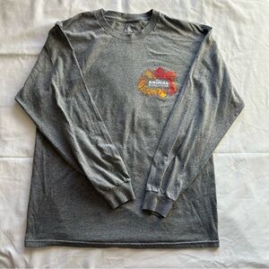 Disney's Animal Kingdom Wild Adventure Long Sleeve Shirt Gray Size L